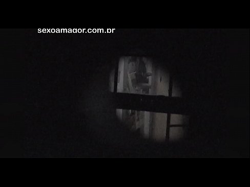 ❤️ Lourinho é filmado secretamente por um voyeur de bairro escondido atrás de tijolos ocos ❤️❌ Porno russo em pt.bencoineth.top